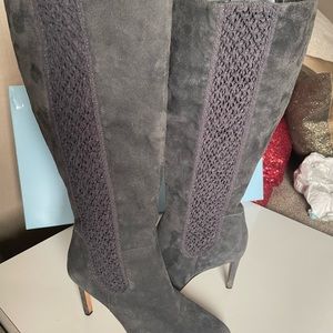 Antonio Melani  Gray Blue Suede Boots size 10